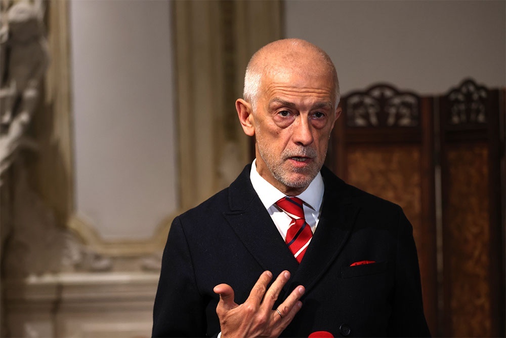    Эдуард Бояков: подавляющее большинство, включая нас, патриотов, даже собирая деньги на СВО, живут в ситуации некоего отталкивания от этого. / Фото: Сергей Куксин