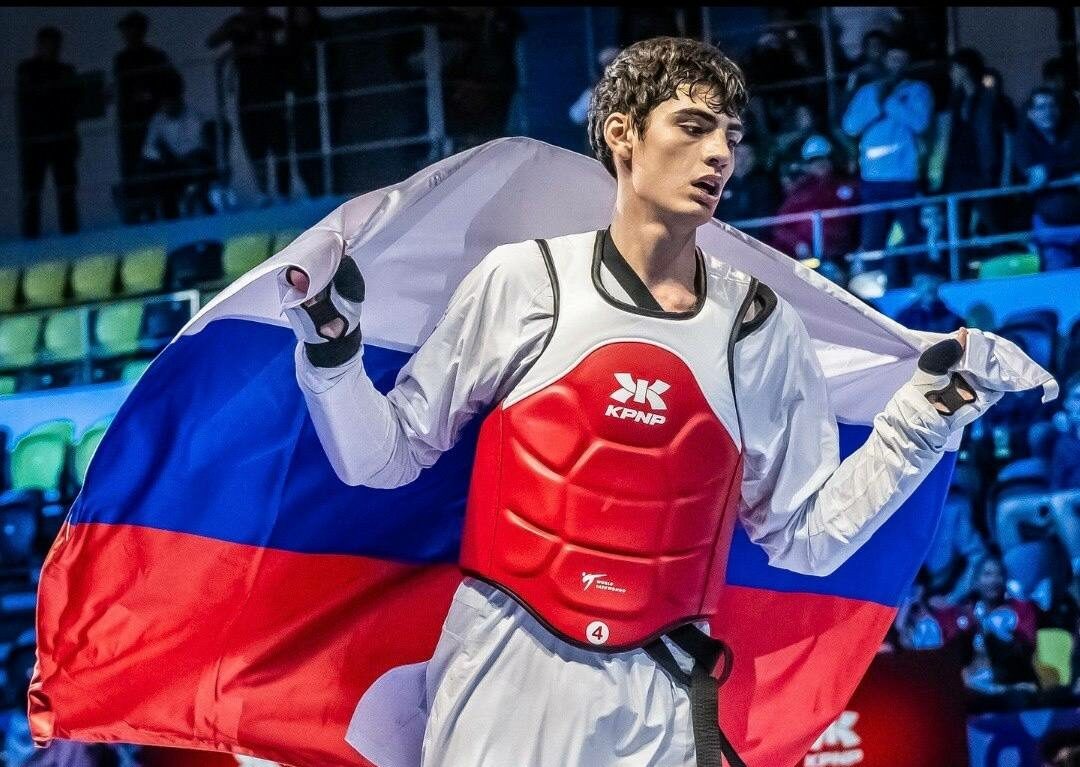 Башир Аджиров — чемпион мира / фото: Союз тхэквондо России