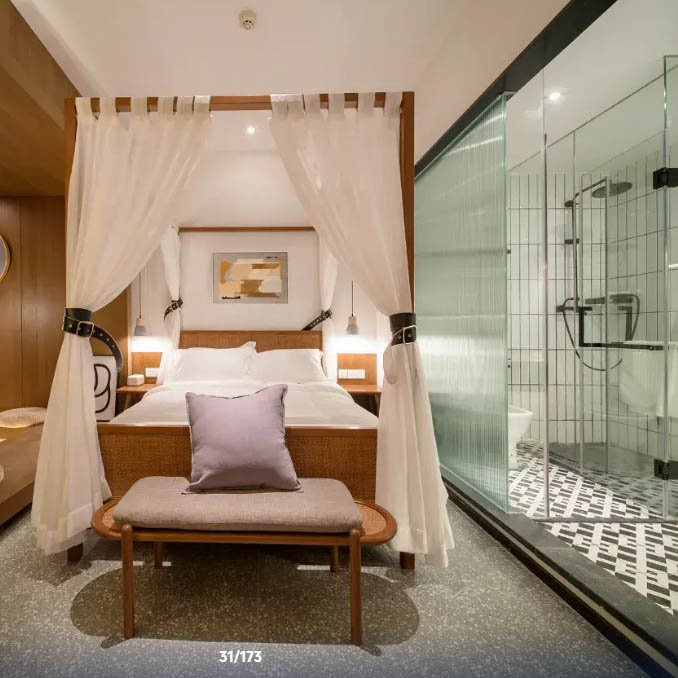 Отель в Чунцине (32 миллиона жителей). Фото с сайта агрегатора по бронированию жилья.