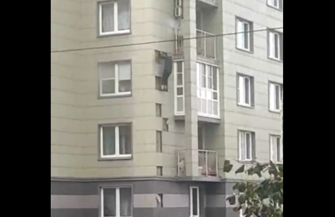    Ущерб, причинённый дому, оценивается более чем в 240 тысяч рублей