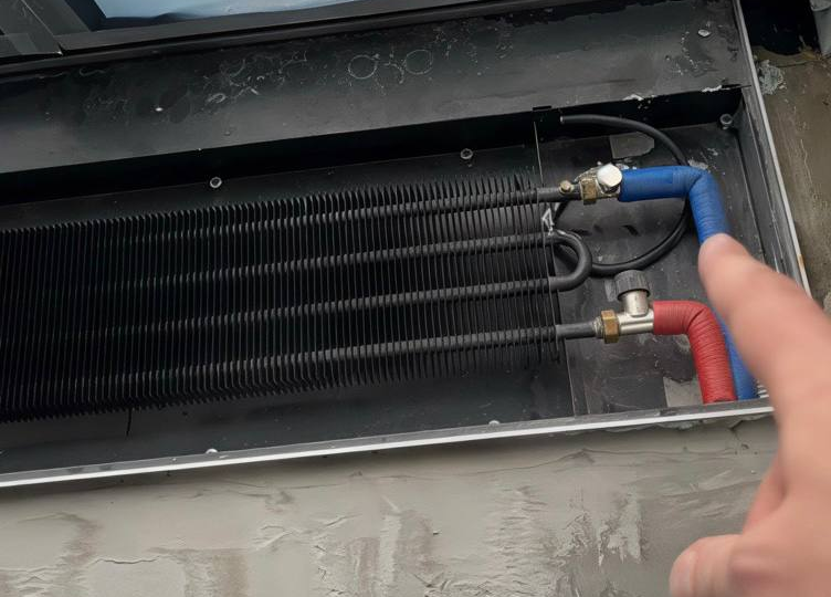 «Хотели мы иметь конвектор, а «имеет» он нас!». 3 нюанса с ВНУТРИПОЛЬНЫМ конвектором, о которых вспоминают слишком поздно