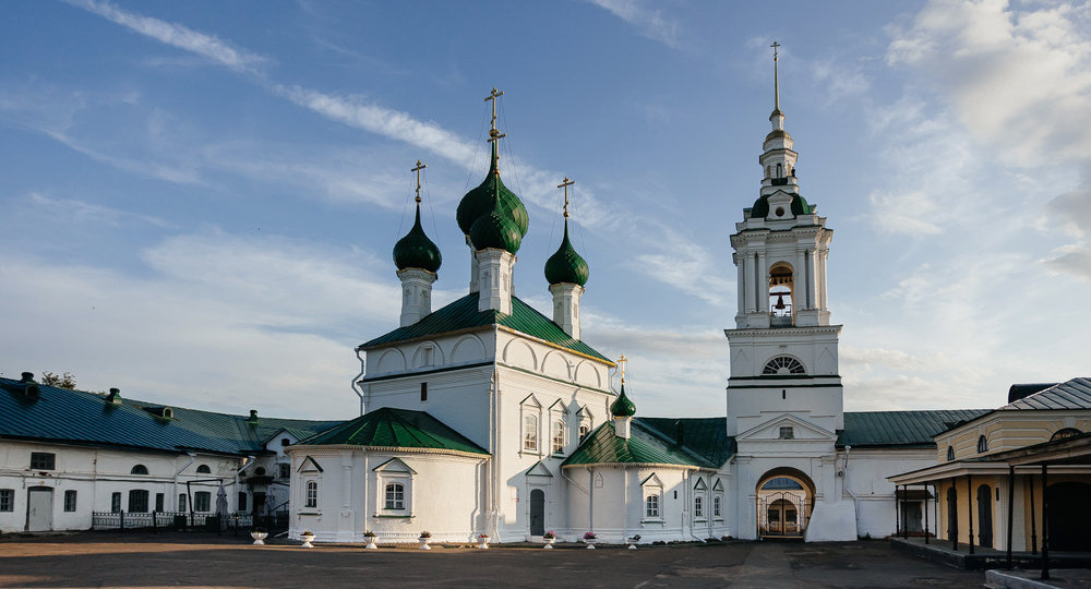 История церкви во имя Спаса Всемилостивого в Красных рядах