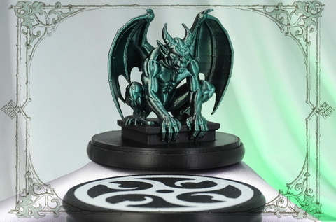 Фигурка горгульи в готическом стиле с малахитовым оттенком - уникальный декор для интерьера