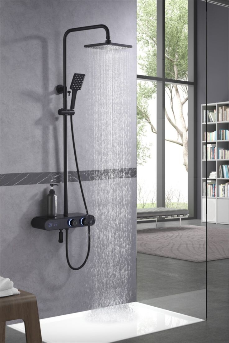 душевая система в интерьере (фото https://ru.pinterest.com/pin/253820128995761923/)