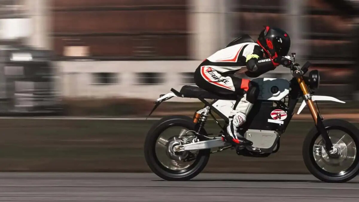 Итальянский электробайк Egera