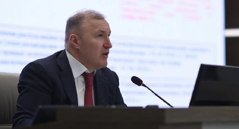 Глава Адыгеи провёл планёрное совещание регионального Кабинета министров