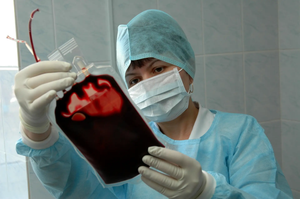   Кровь донора. Фото предоставлено Оренбургским областным центром медицинской профилактики