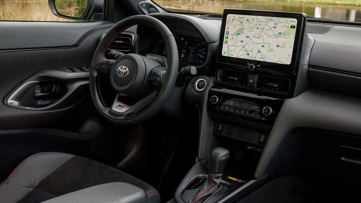    Toyota Yaris Cross   
Toyota