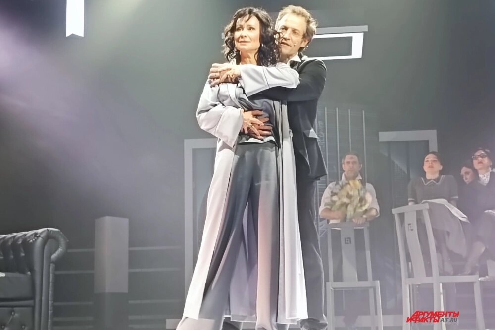   Яркая премьера по пьесе Эдуардо Де Филиппо «Филумена Мартурано». Фото: АиФ/ Татьяна Уланова