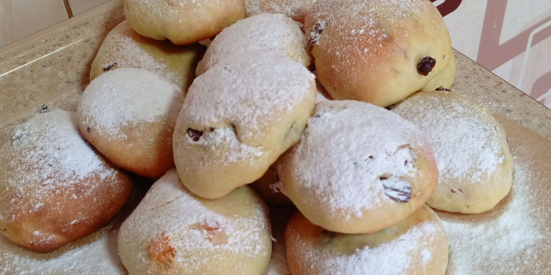 Булочки на йогурте с изюмом и цукатами: моя маленькая выпечка для хорошего настроения