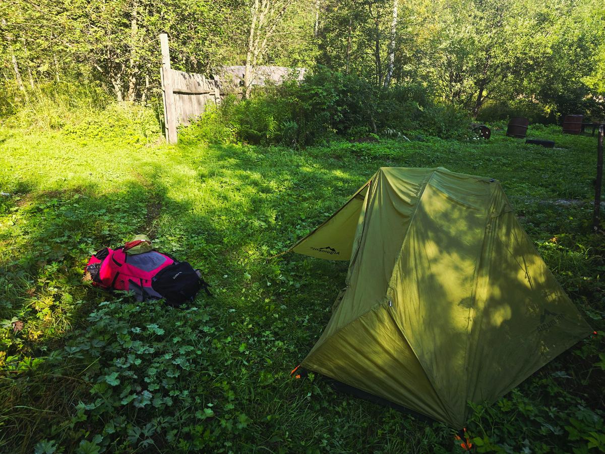 Ночевка у стелы