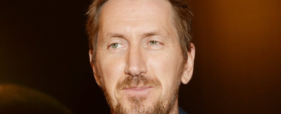 «Кулисы — не место для зрителей»: почему актёры всё чаще закрывают двери в свою личную жизнь