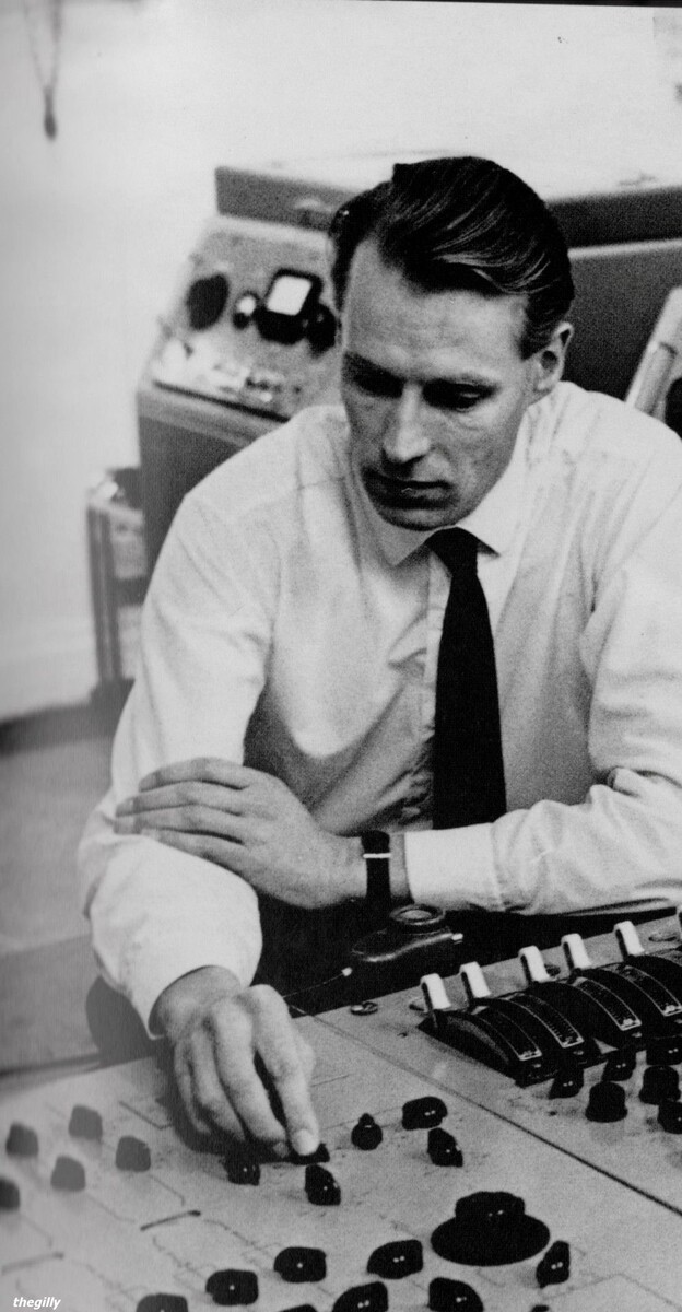 Джордж Мартин