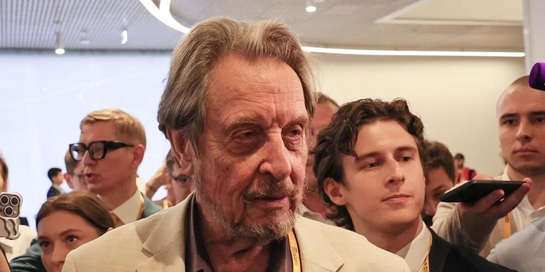 В «МК» напомнили, кто такой Эррол Маск, перед которым россияне «устроили пляски»