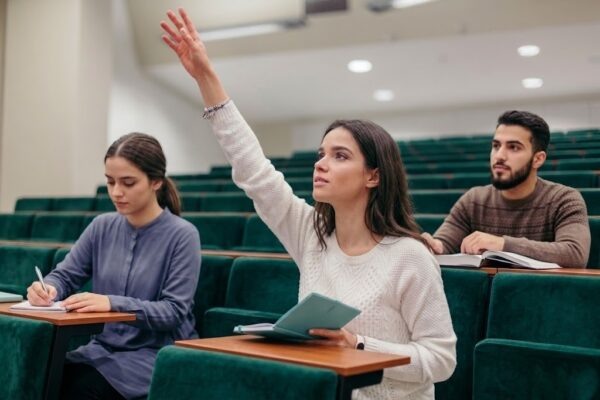 В Тюменском вузе студентов-мусульман освободили от учебы ради встречи с муфтием