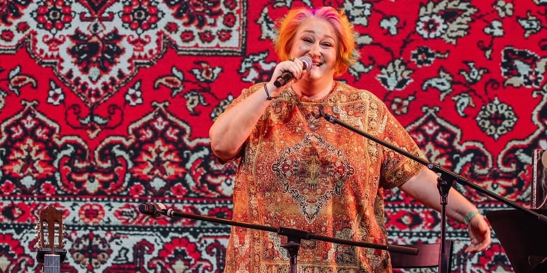 Голос! С праздником!