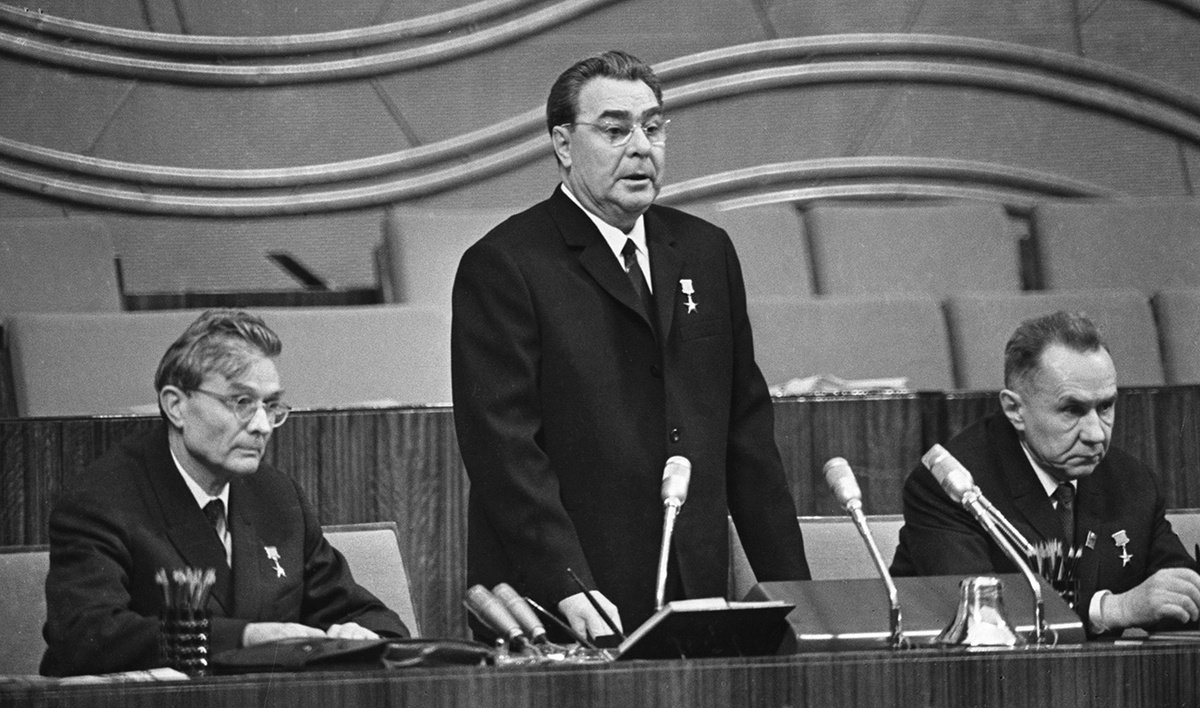 Василий Егоров, Владимир Савостьянов / TASS