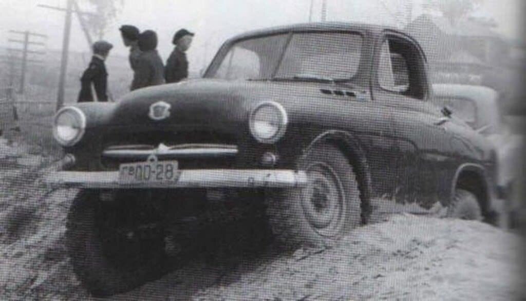    ГАЗ М-73