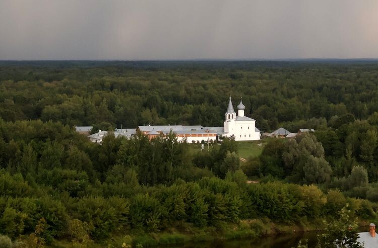 Женский монастырь