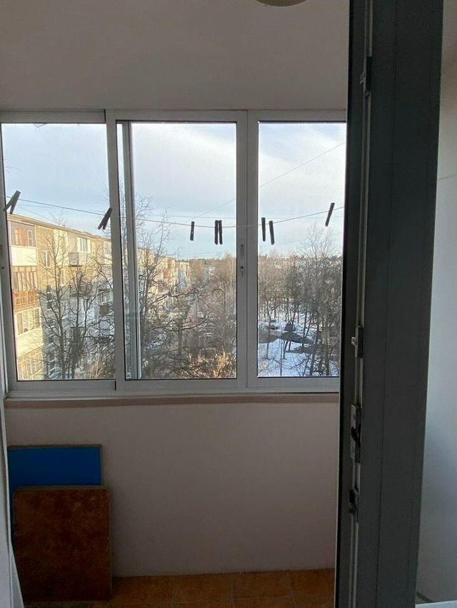   📷
