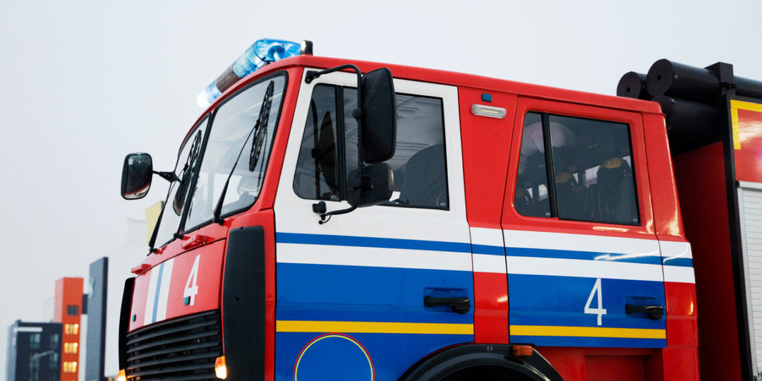 В Туапсе на морском терминале тушат пожар