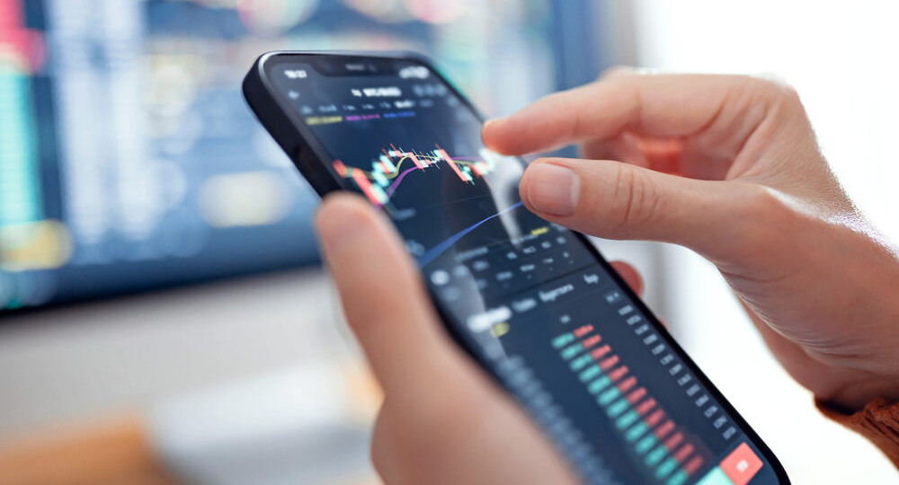 Клиенты российской криптобиржи Grinex лишились 1 млрд рублей