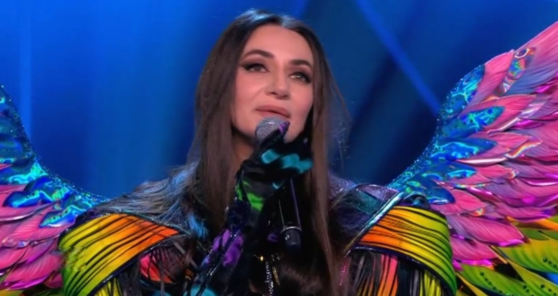 Кто скрывался под маской Лягушки / Клоуна / Месяца? Кто снял маску в 11 выпуске шоу "Маска 7" от 19.04.26? Какие песни пели участники?