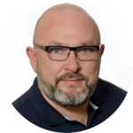 «Судя по до­ку­мен­там и об­ра­ще­ни­ям Дроз­ден­ко за про­шлую из­би­ра­тель­ную кам­па­нию, 95% за­пла­ни­ро­ван­но­го было ис­пол­не­но. От­сю­да вы­вод: ра­бо­та бу­дет про­дол­же­на в та­ком же тем­пе. Пла­ны, о ко­то­рых го­во­рил гу­бер­на­тор, под­креп­ле­ны кон­крет­ны­ми про­гно­за­ми и рас­че­та­ми. Сте­пень до­ве­рия дей­ству­ю­ще­му гла­ве до­ста­точ­но ве­ли­ка: люди зна­ют, если Дроз­ден­ко го­во­рит, зна­чит де­ла­ет. Дей­стви­тель­но, по­рой он при­зна­ет, что сей­час не вре­мя или нет де­нег на ка­кую-то ини­ци­а­ти­ву, но это все­гда чест­но и обос­но­ван­но», — по­яс­нил Алек­сей Ло­мов.