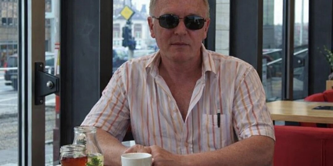 После уютного свидания с чизкейком 51-летний мужчина пригласил меня в ресторан. Один его комментарий всё изменил