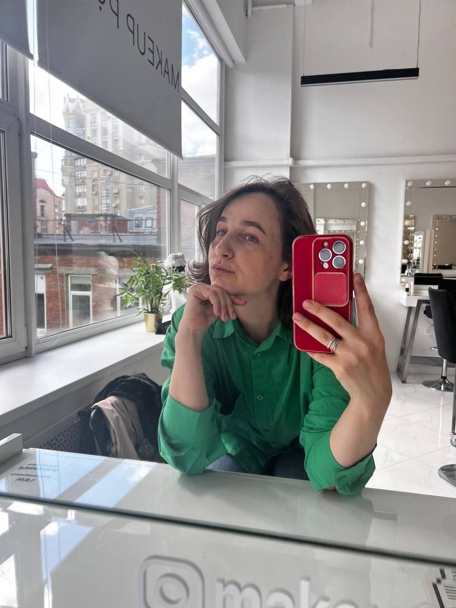 Надя, автопортрет