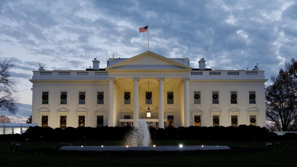     США запускают операцию "Экономическая ярость" против Ирана WILL OLIVER/ЕPA/TASS