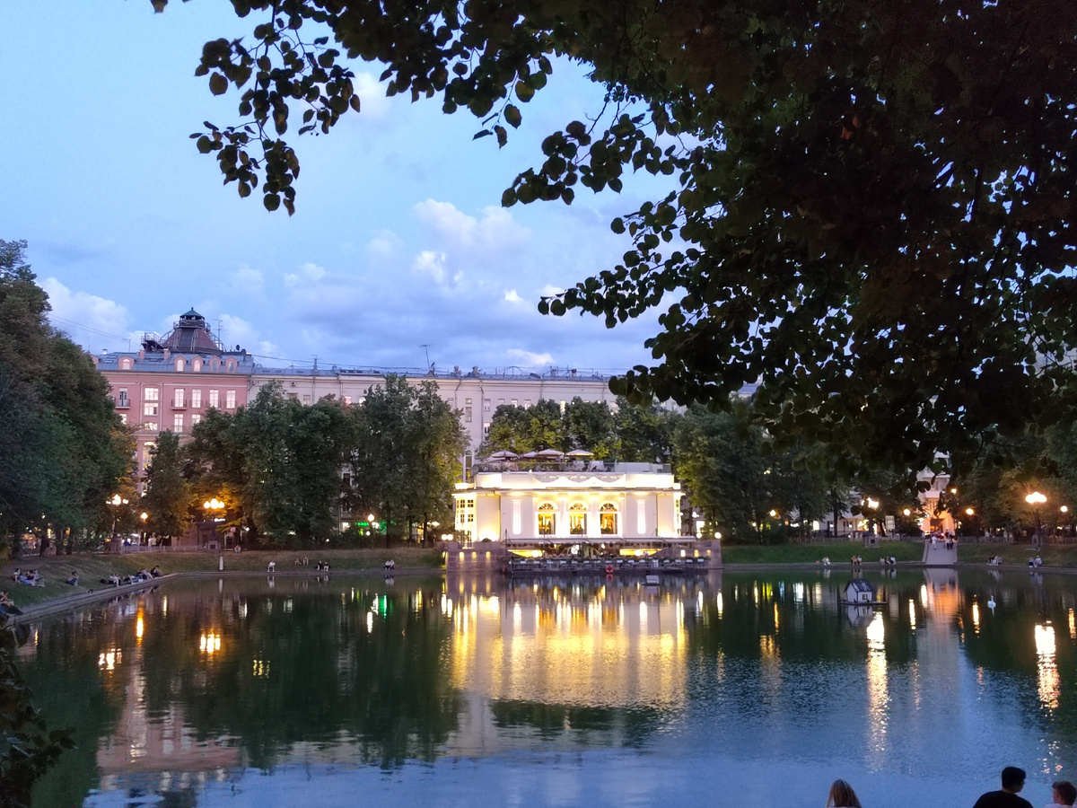 Патриаршие пруды. Москва. Фото автора