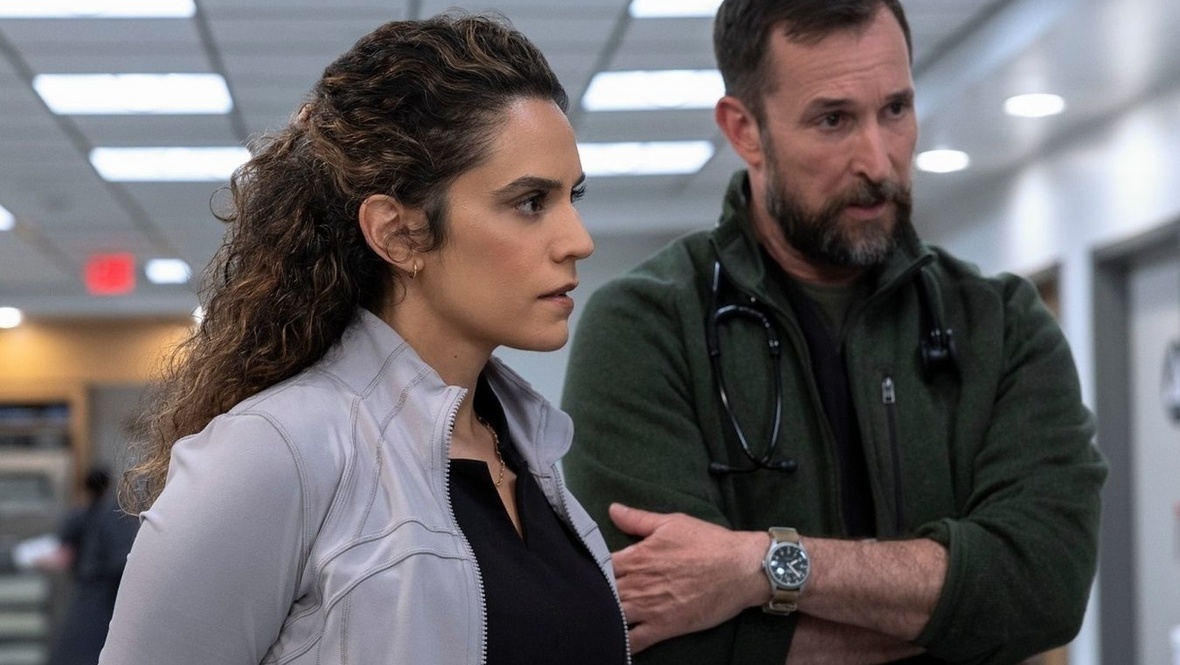    Кадр из сериала «Питт», реж. Дэмиэн Маркано, Аманда Марсалис, Ноа Уайли и др., HBO Max