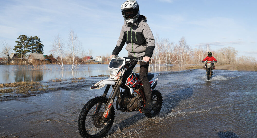 В Госдуме предложили запретить подросткам кататься на двух типах транспорта