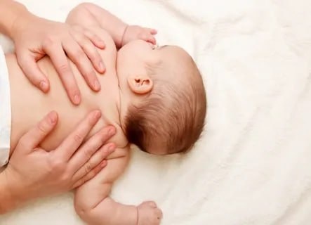 "Мамин" массаж ступней при гипертонусе