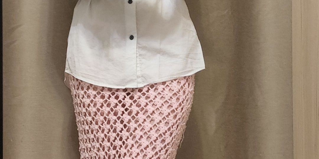 Связала юбку. Примеряю