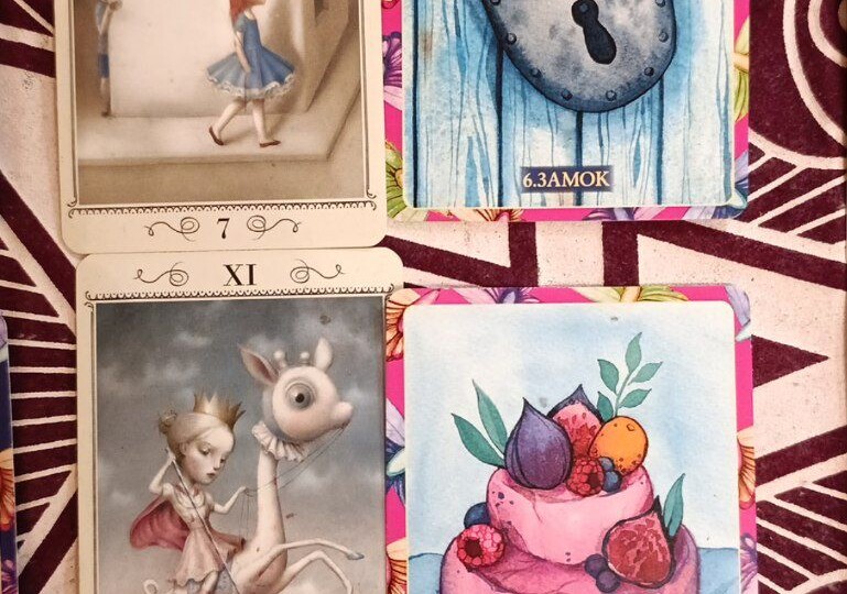 Расклад Искра любви 💔➡️💞: Вариант 2 — Страх потерять и решительный шаг 💔➡️🔥