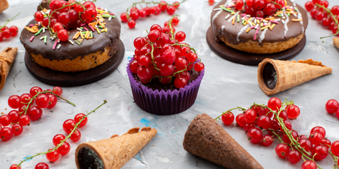 Бросил пить и подсел на сладкое: почему мозг алкоголика требует сахар и как его перехитрить