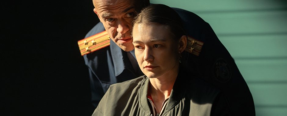 Оксана Акиньшина: сейчас принято считать, что все проблемы из детства