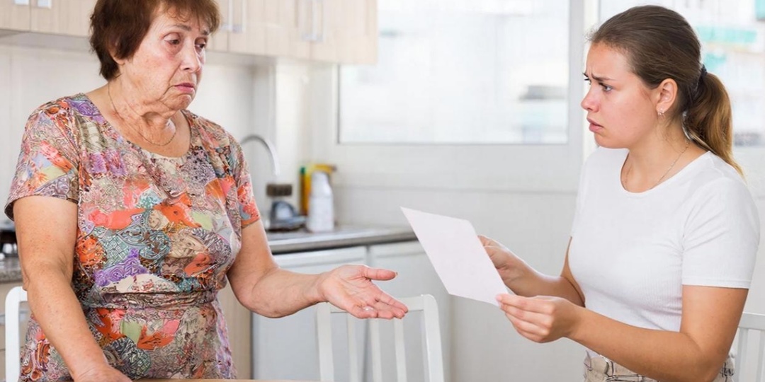 Свекровь меня обманула, принудив работать бесплатно. Но я нашла на нее управу