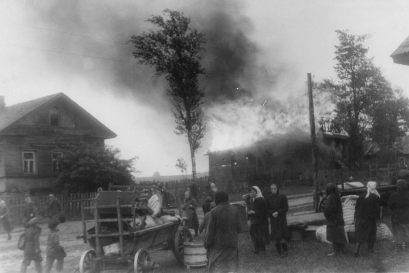 Пожар в деревне. 1930-е. Фото из открытых источников.