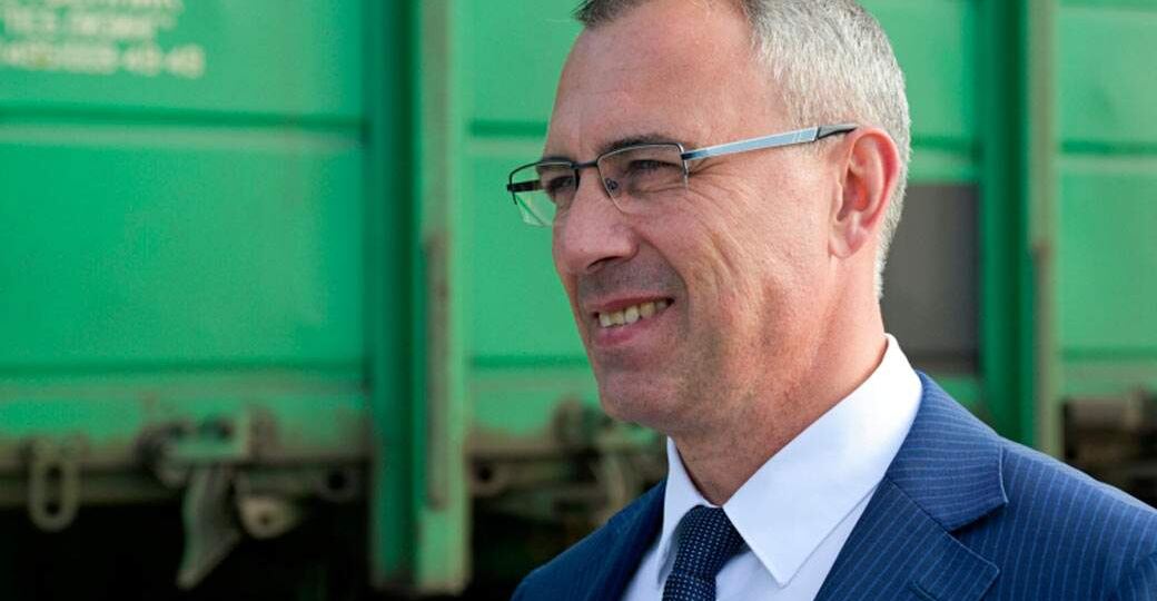 Коррупция в РЖД на скорости 50 млн рублей/год. ФСБ задержала начальника Западно-Сибирской железной дороги за взятку в особо крупном размере