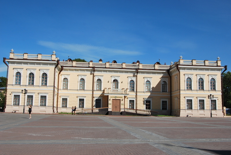 Фасад музея на Кремлевской площади.