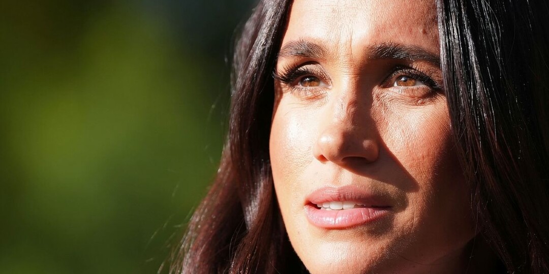 Австралийские наряды Меган сковывают движения, непрактичны и ужасно старят, говорит модный обозреватель