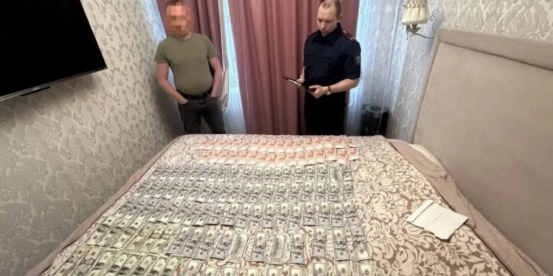 За взятку задержали начальника инспекции портового контроля Сахалина