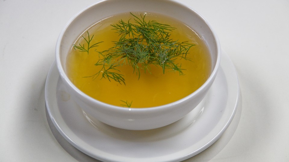 Как готовить и подавать гороховый и раковый супы: рекомендации закрепили в ГОСТах