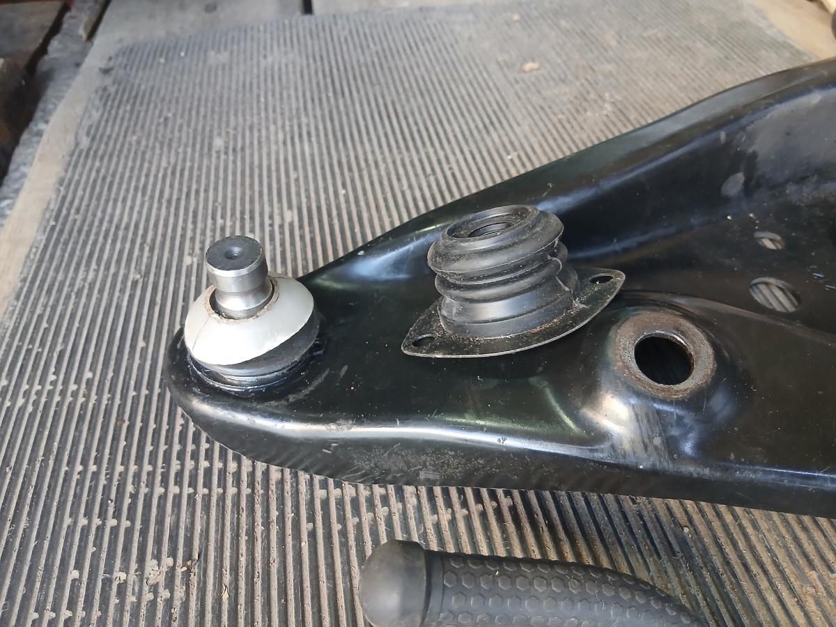 Пыльник шаровой опоры ВАЗ2101-2107