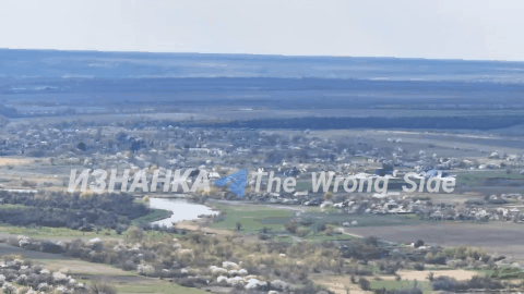    Поражение по порядку: ПВД 4 обр НГУ в районе н.п. Доброполье ФАБ-500, ПВД 28 омбр ВСУ в районе Константиновки ФАБ-3000. Видео: "Изнанка"