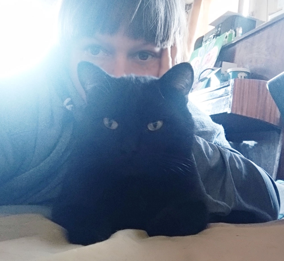 мия кот и я на шестом месяце