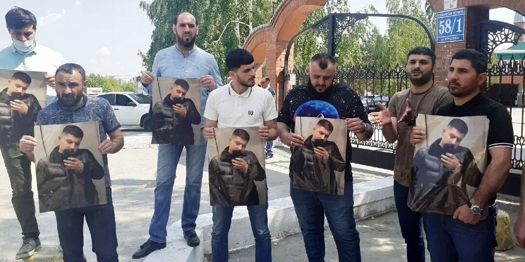 «Диаспора взяла верх»: полицейского Гусева, застрелившего азербайджанца, приговорили к лишению свободы